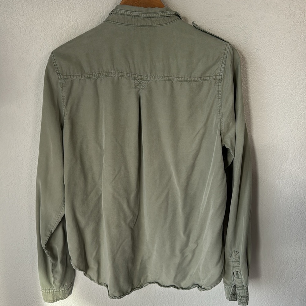 Universal Thread Button Up - image 4